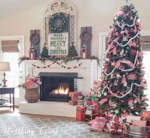 My Cozy Farmhouse Christmas Family Room - Worthing Court | DIY Home ...
