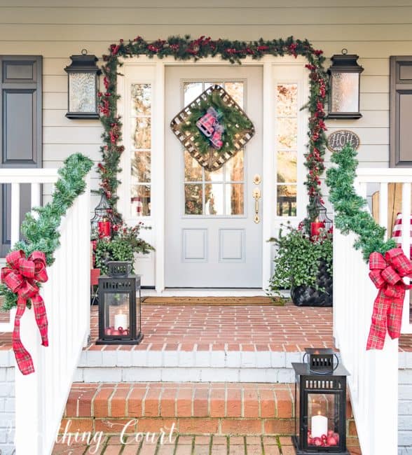 Welcome To My Festive And Cheery Christmas Front Porch - Worthing Court ...