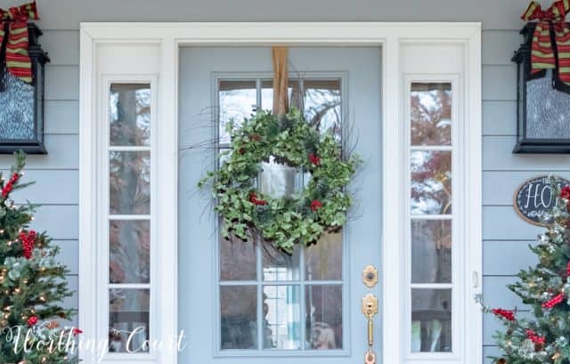 My Charming Christmas Front Porch | Worthing Court