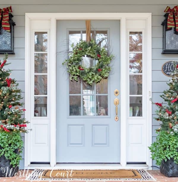 My Charming Christmas Front Porch | Worthing Court