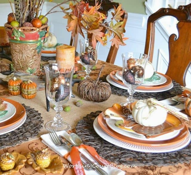 How To Set A Thanksgiving Table For A Memorable Meal | Worthing Court