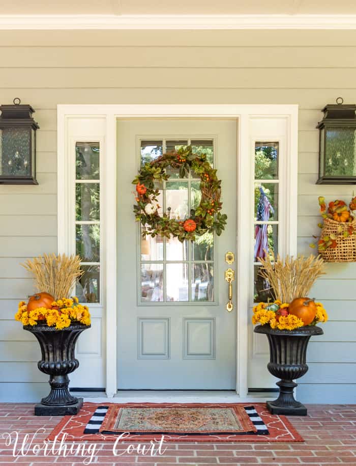 Beautiful Fall Front Porch Decoating Ideas | Worthing Court