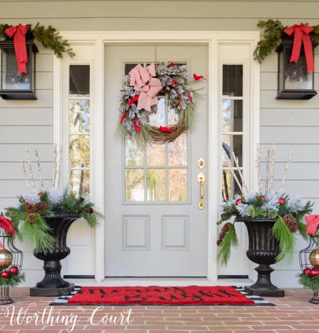 How To Make A Festive Christmas Wreath Step By Step | Worthing Court