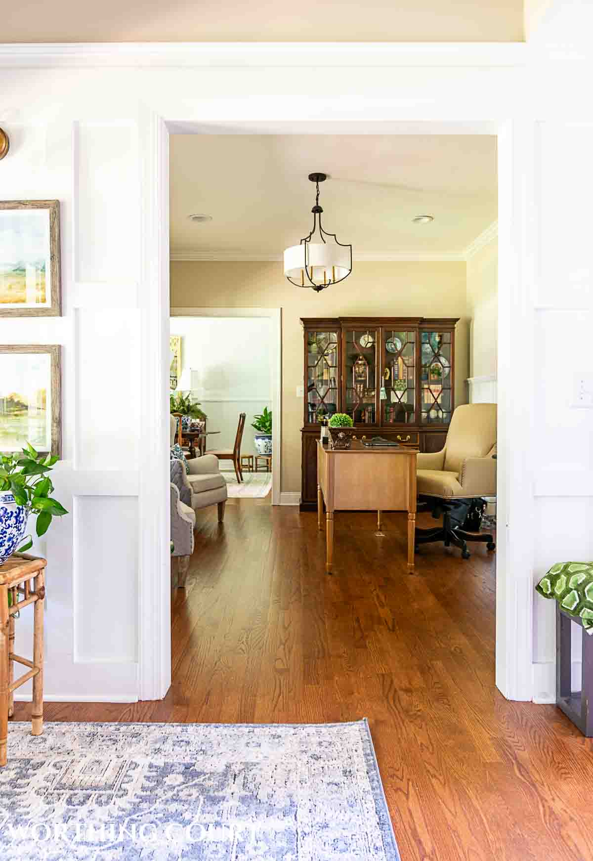 How to Choose an Entryway Rug Size