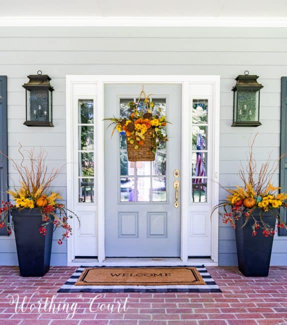 How To Create An Inviting Fall Front Porch | Worthing Court