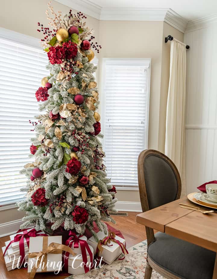 How to Decorate a Christmas Tree with Ribbon - Kippi at Home