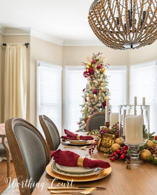 An Elegant Christmas Dining Room | Worthing Court