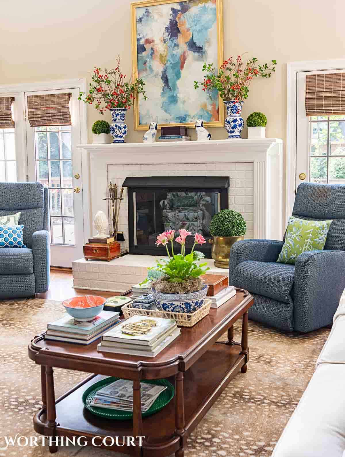 Spring Decor: Using Accessories to Add Color to a Neutral Home