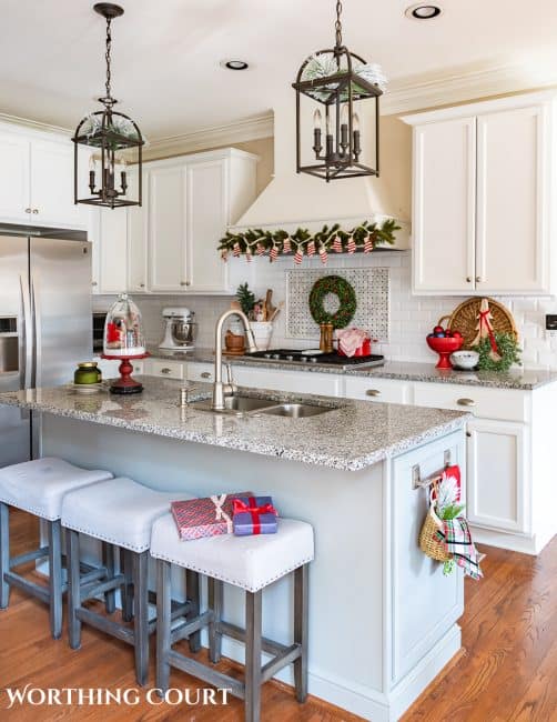 How To Get Your Home Ready For The Holidays Worthing Court   Kitchen Christmas Decorating Ideas 502x650 