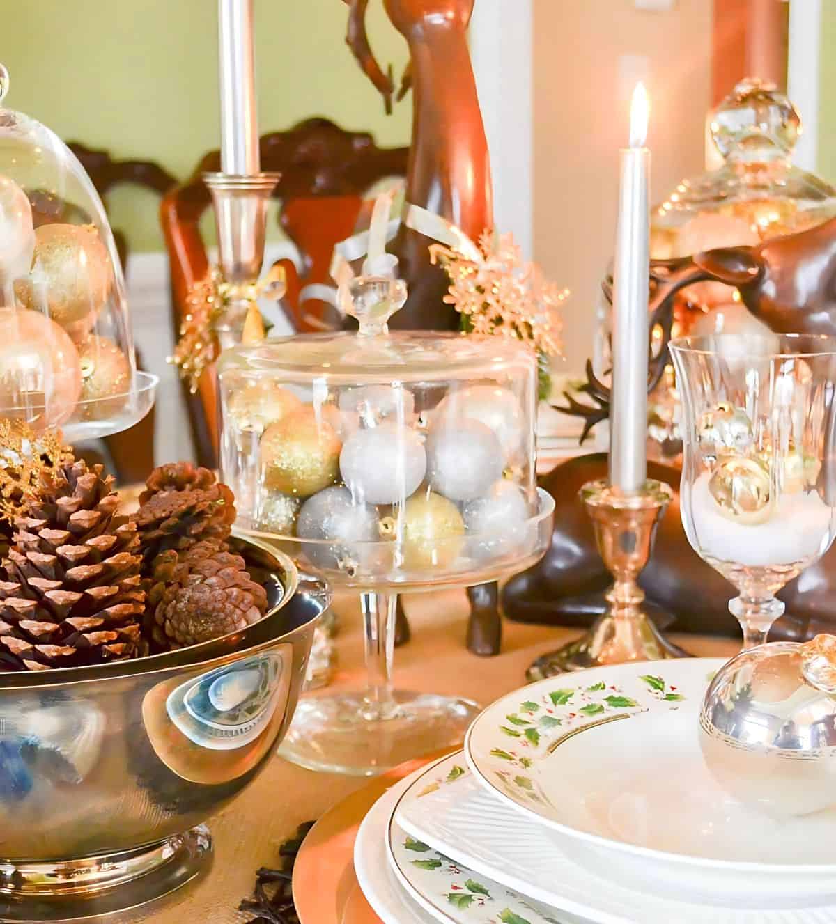 glittery, neutral Christmas tablescape