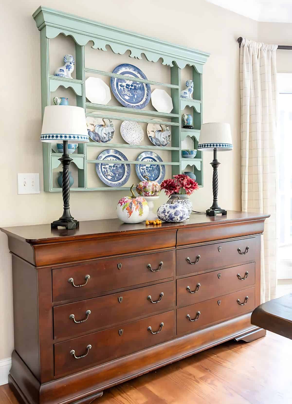 plate rack decorated with blue and white plates